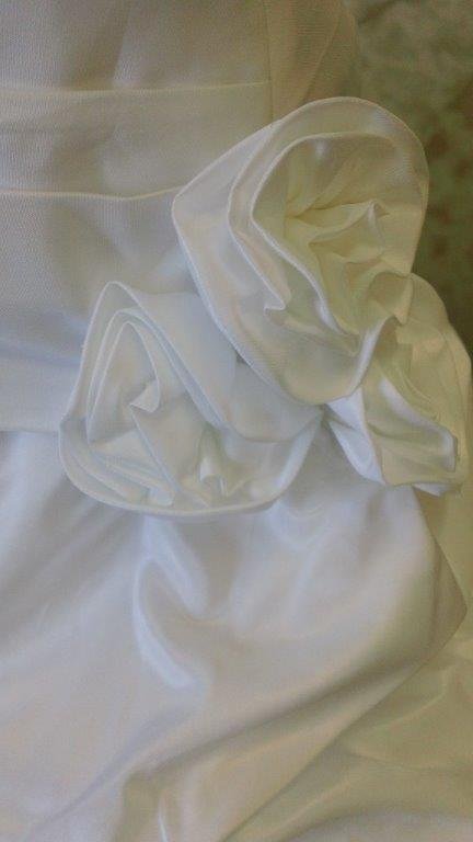 fabric roses on skirt